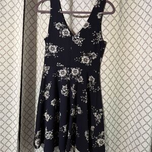 Soprano navy blue and White Floral Mini Dress